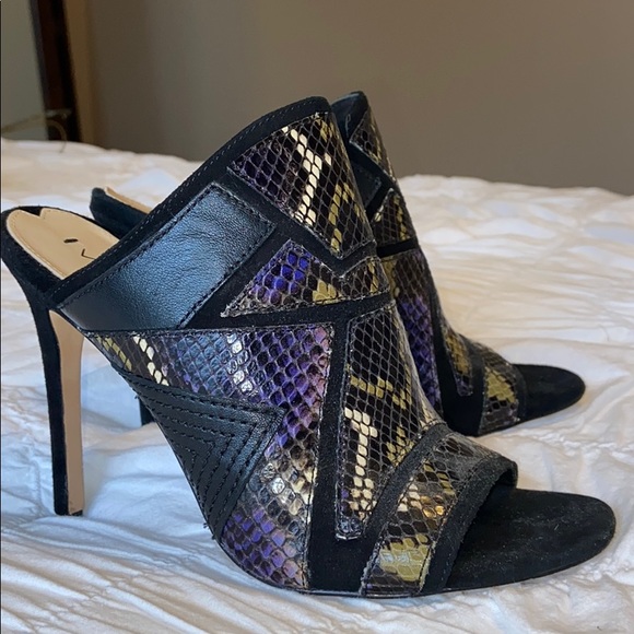 via spiga snakeskin heels